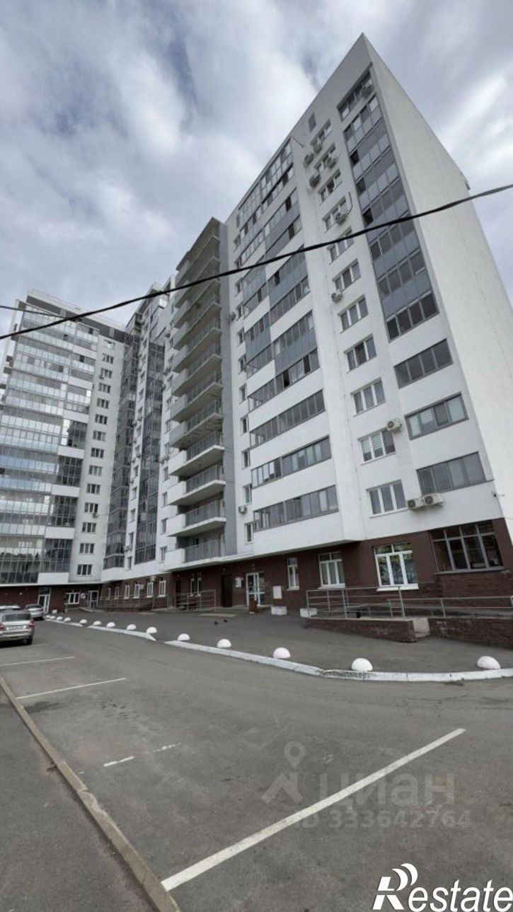 3-комн квартира Российская улица, 24,  д. 24