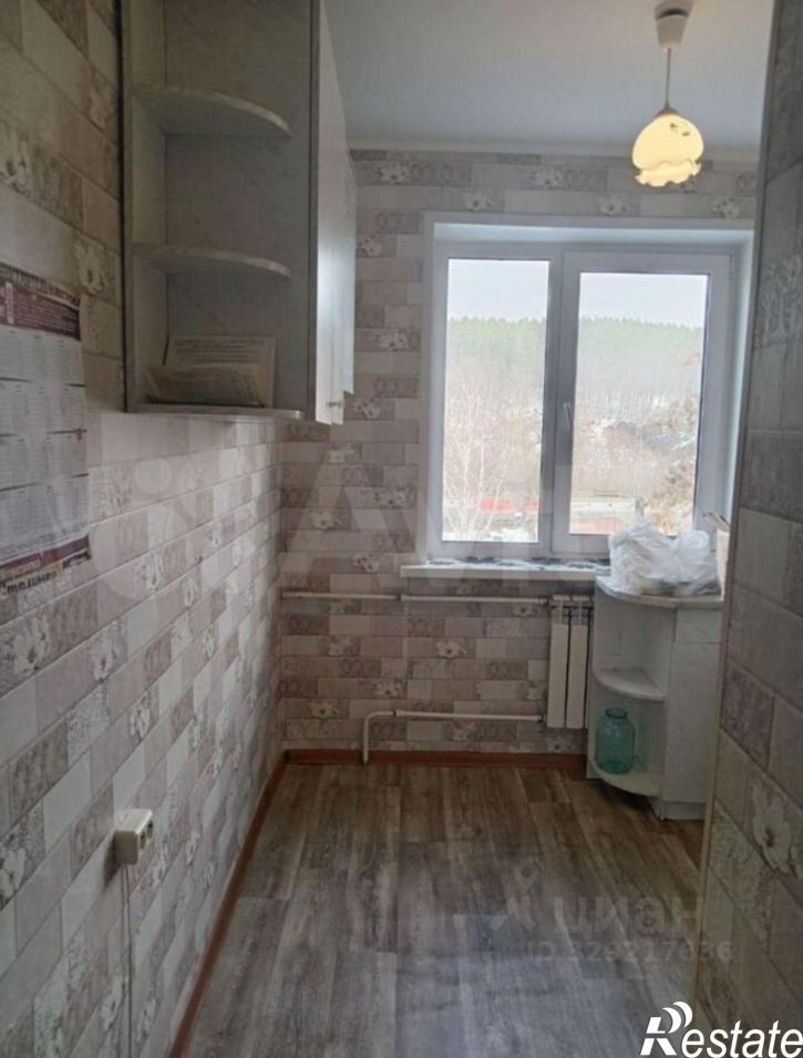 3-комн квартира улица Адмирала Ушакова, 56,  д. 56