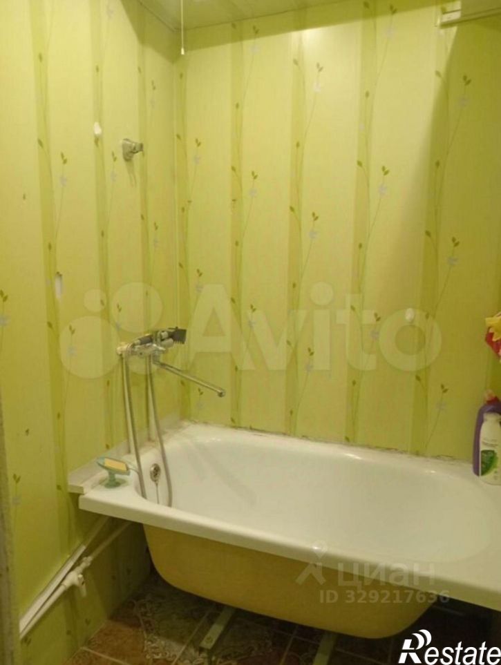 3-комн квартира улица Адмирала Ушакова, 56,  д. 56