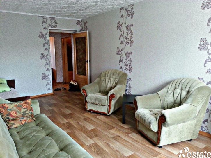 3-комн квартира проспект Октября, 180,  д. 180