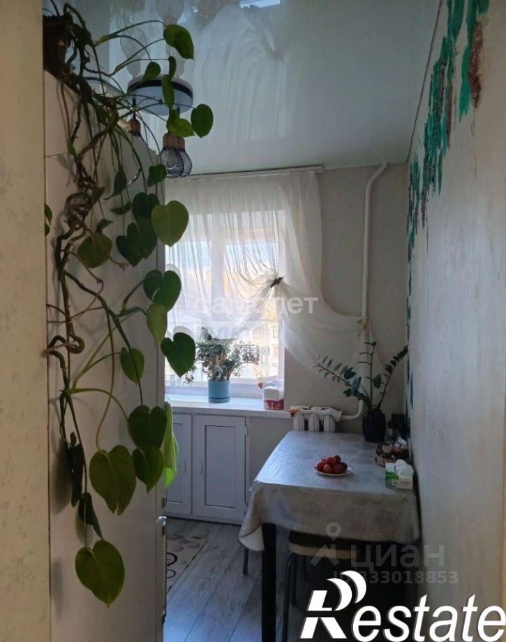 2-комн квартира проспект Октября, 136,  д. 136