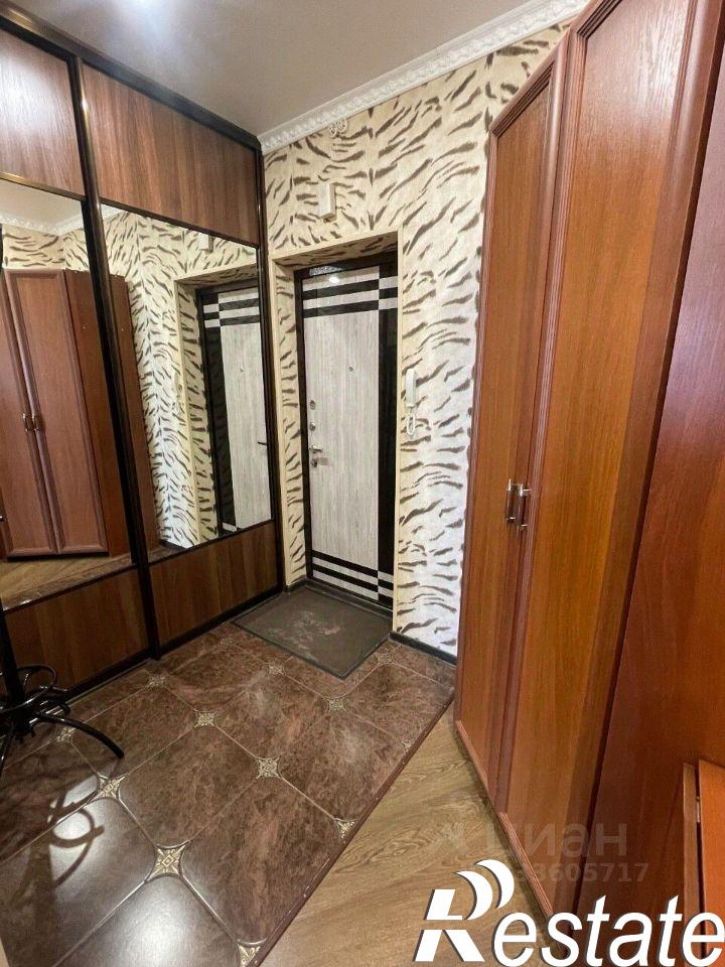 3-комн квартира Российская улица, 25,  д. 25