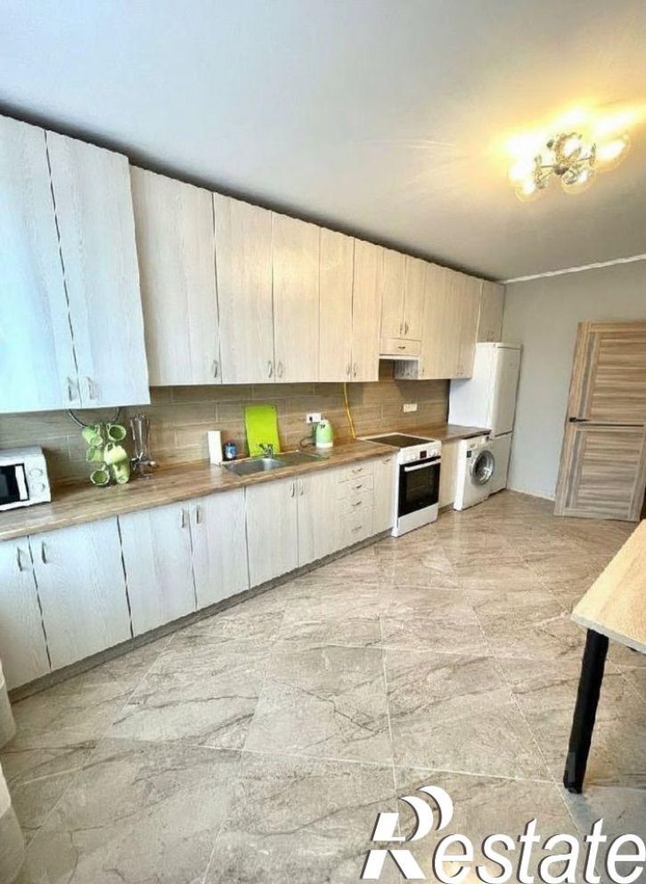 2-комн квартира улица Софьи Перовской, 42,  д. 42