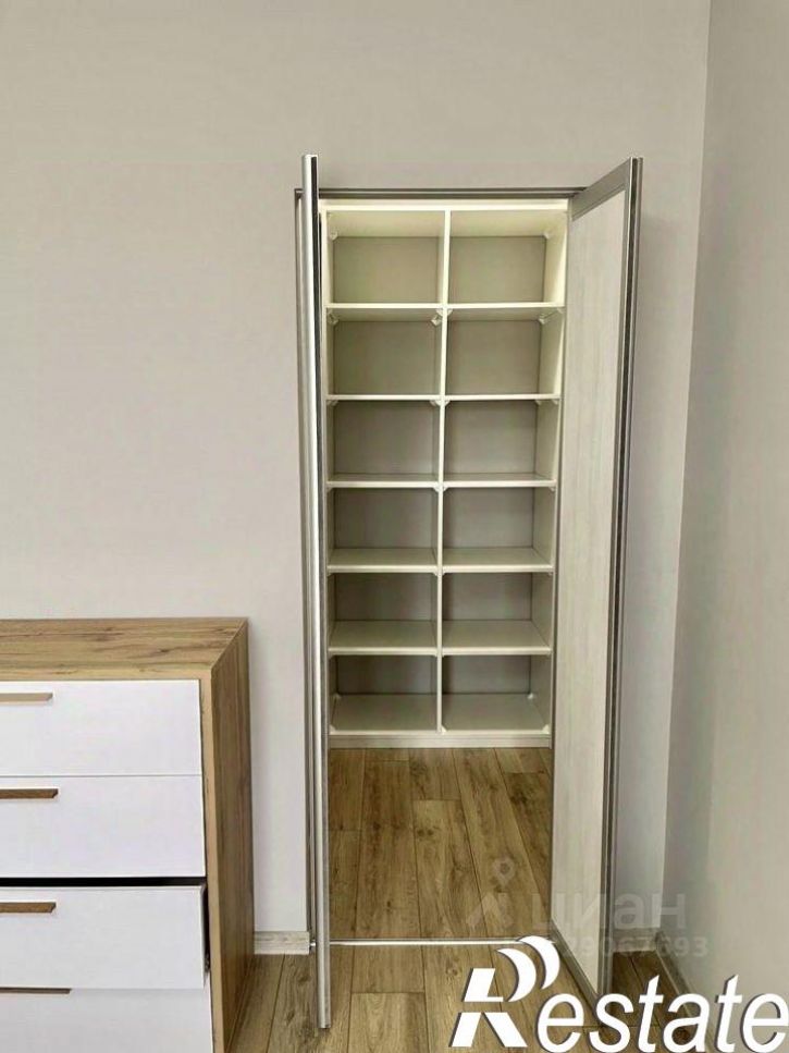 2-комн квартира улица Софьи Перовской, 42,  д. 42