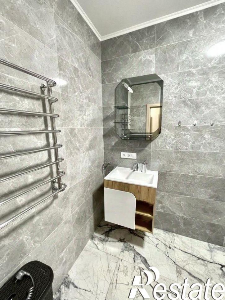 2-комн квартира улица Софьи Перовской, 42,  д. 42