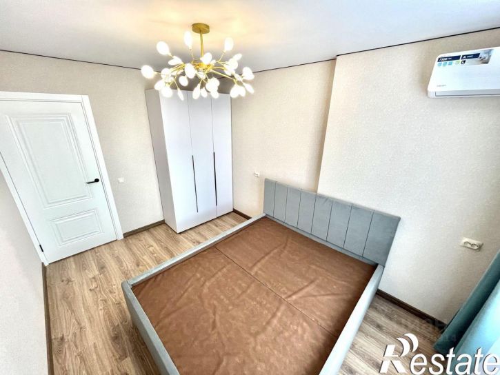 3-комн квартира Софьи Перовской улица, 22,  д. 22