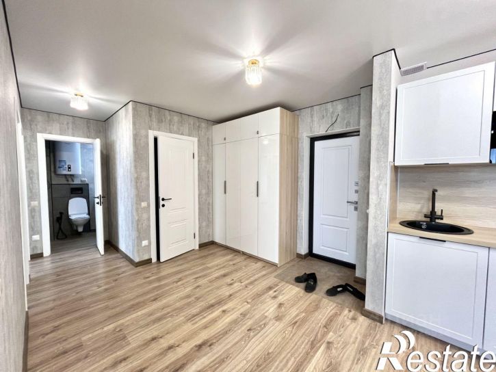 3-комн квартира Софьи Перовской улица, 22,  д. 22