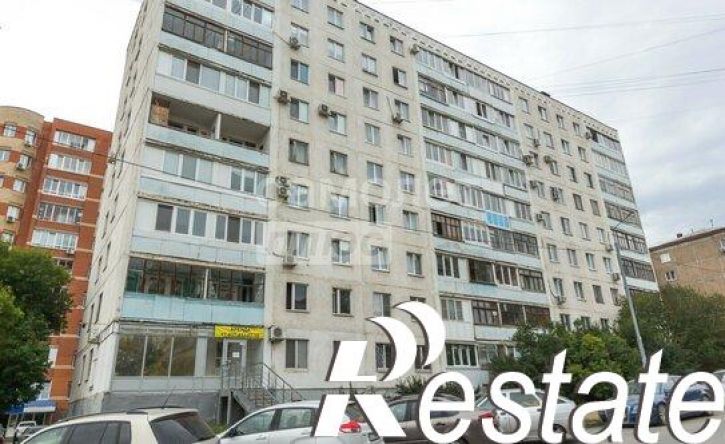 3-комн квартира Революционная улица, 92/3,  д. 92/3
