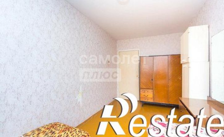3-комн квартира Революционная улица, 92/3,  д. 92/3