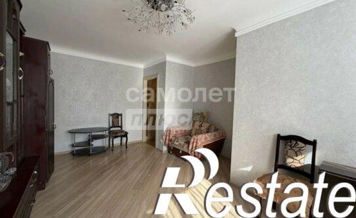 2-комн квартира улица Машиностроителей, 14,  д. 14