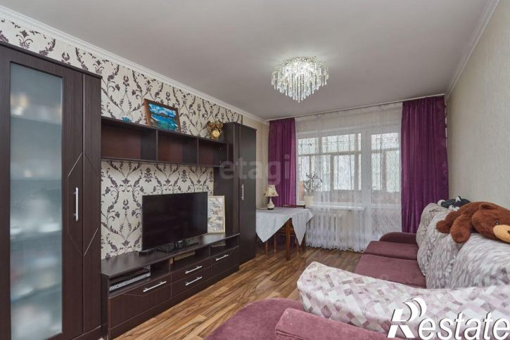 2-комн квартира улица Рихарда Зорге, 49,  д. 49
