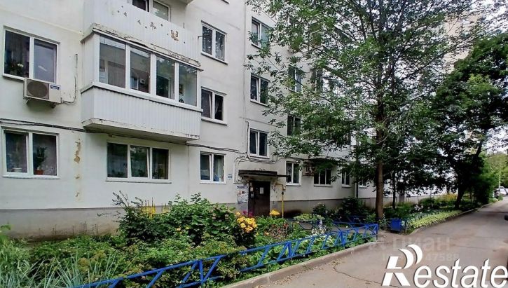 2-комн квартира проспект Октября, 11/1,  д. 11/1