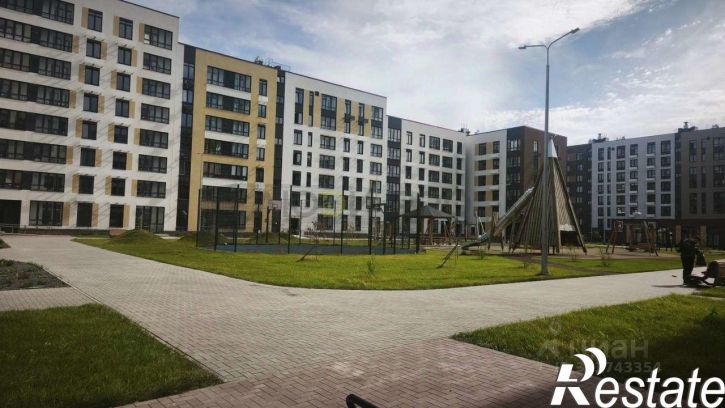 3-комн квартира Академика Сулейманова улица, 10,  д. 10