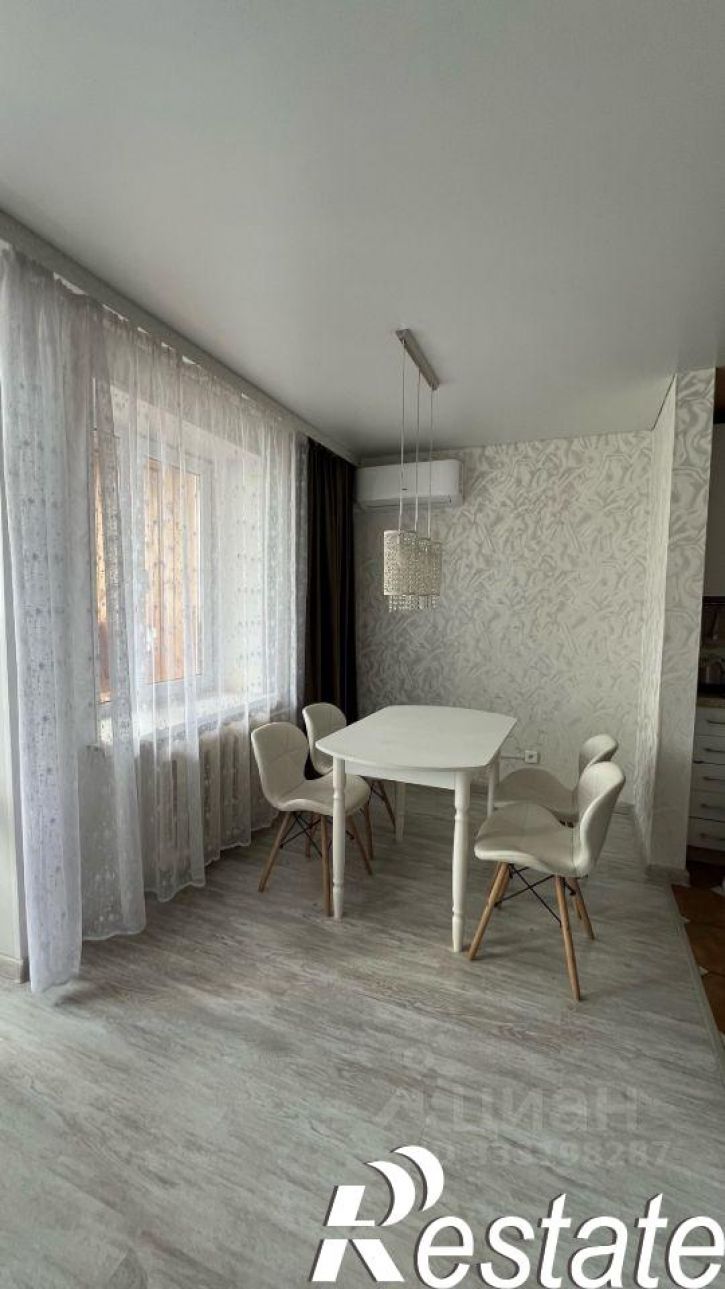 3-комн квартира улица Менделеева, 122,  д. 122