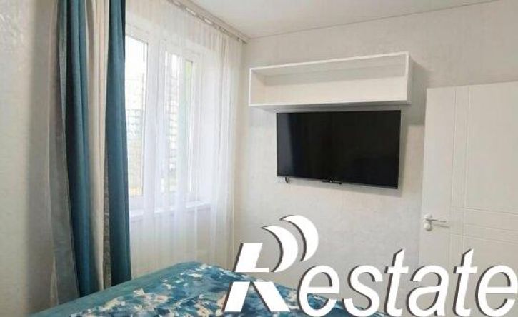 3-комн квартира улица Евгения Столярова, 4А,  д. 4А