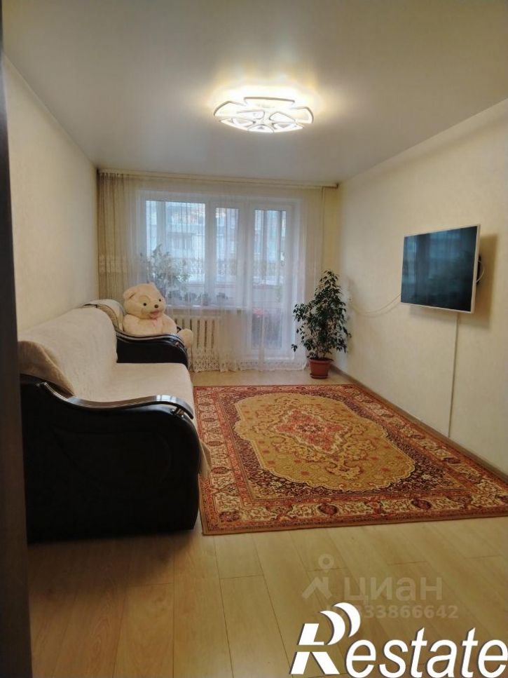 3-комн квартира улица Джалиля Киекбаева, 17,  д. 17