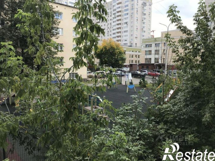 2-комн квартира улица Свердлова, 56,  д. 56