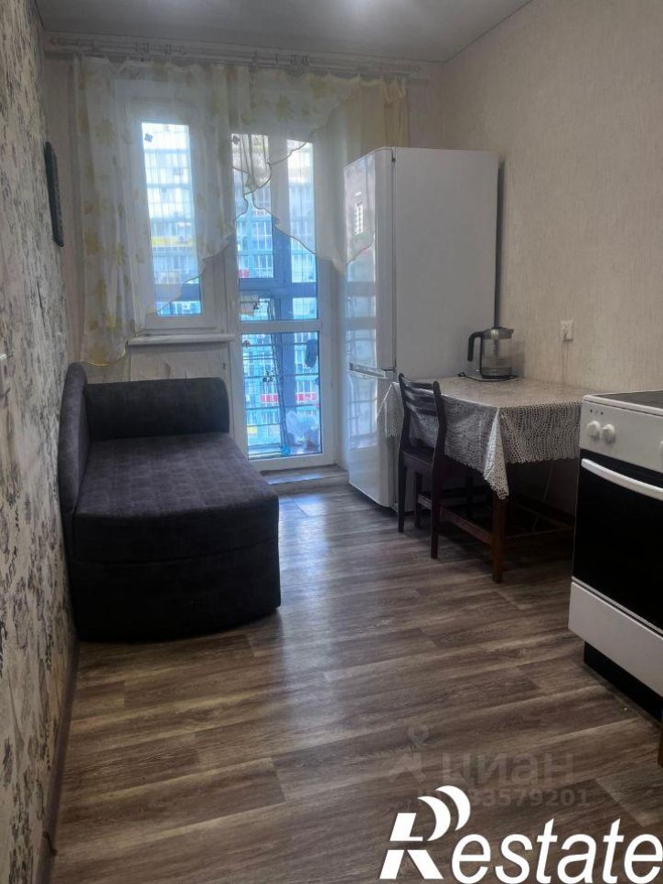 1-комн квартира улица Евгения Столярова, 4Б,  д. 4Б