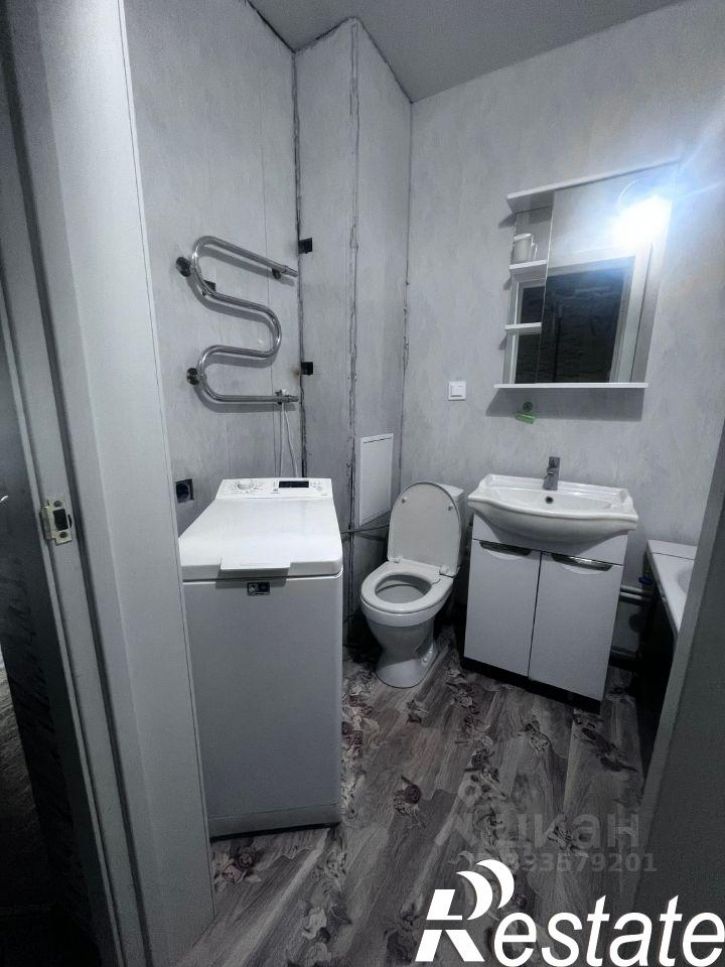 1-комн квартира улица Евгения Столярова, 4Б,  д. 4Б