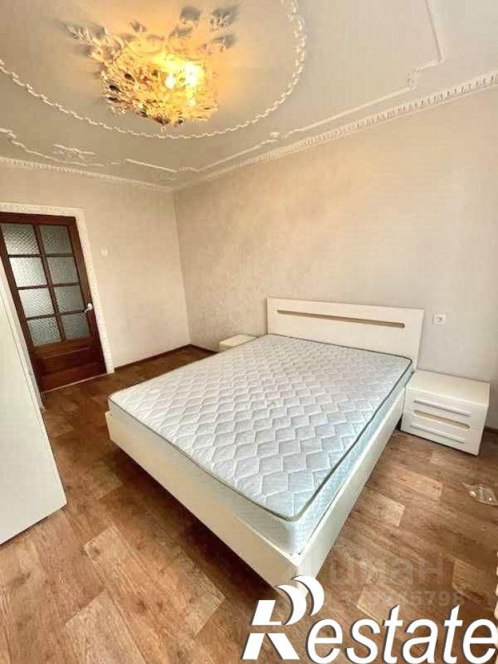 3-комн квартира улица Гафури, 17,  д. 17