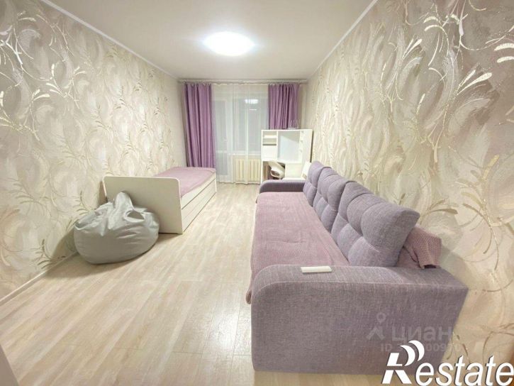 2-комн квартира улица Авроры, 9/2,  д. 9/2