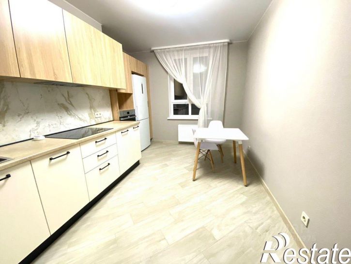 2-комн квартира улица Рихарда Зорге, 17/2,  д. 17/2