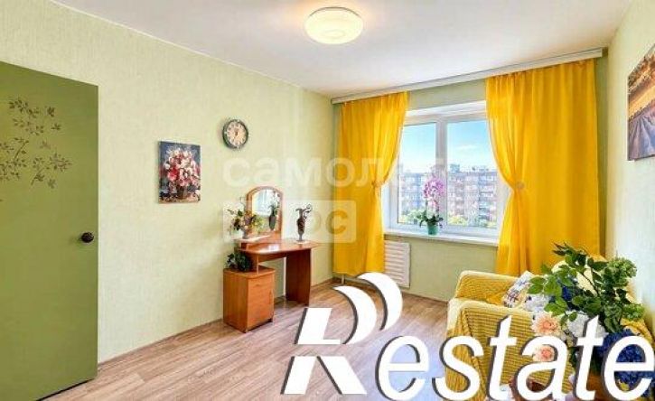 3-комн квартира улица Авроры, 5,  д. 5