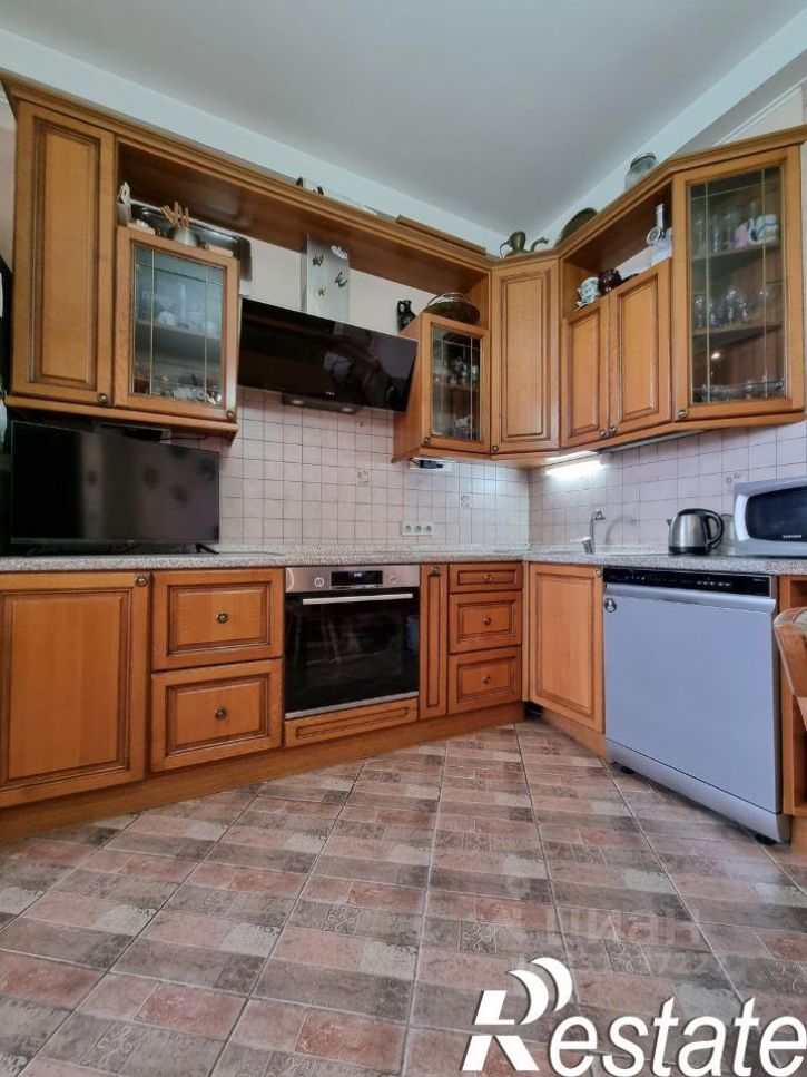 4-комн квартира улица Чернышевского, 84,  д. 84