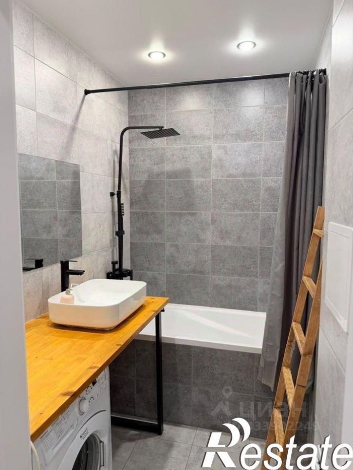 2-комн квартира улица Дмитрия Купцова, 2,  д. 2