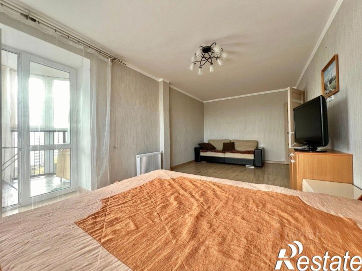 2-комн квартира улица Джалиля Киекбаева, 8,  д. 8