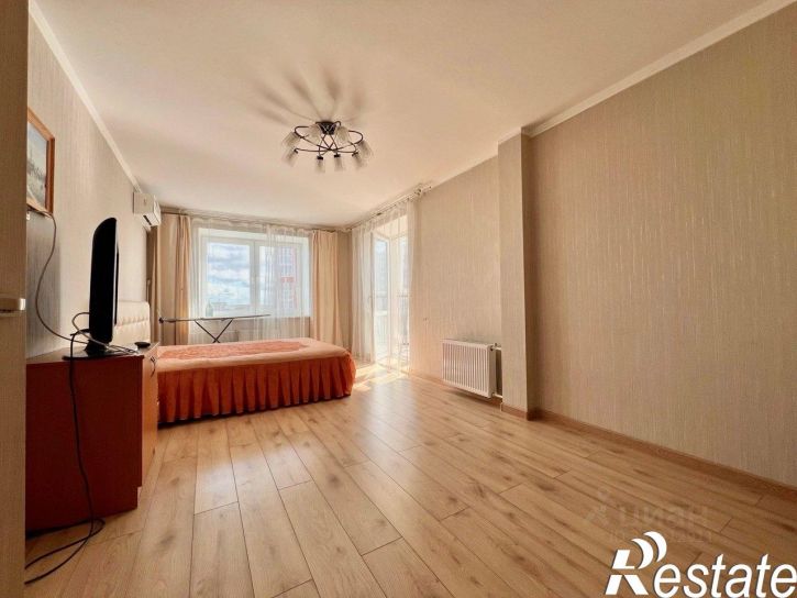 2-комн квартира улица Джалиля Киекбаева, 8,  д. 8
