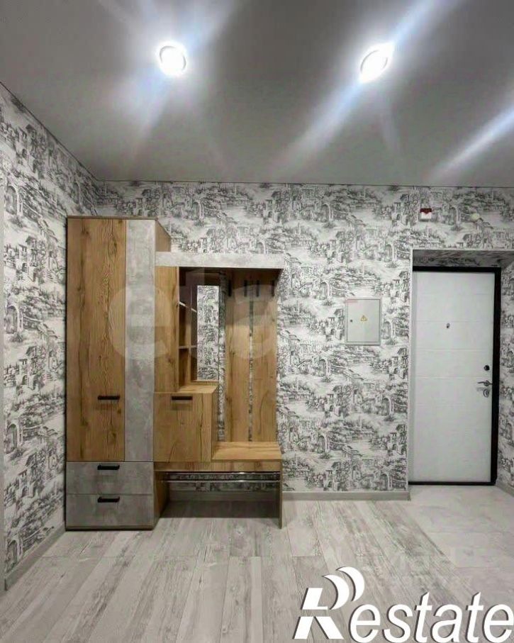 4-комн квартира проспект Дружбы Народов, 49,  д. 49