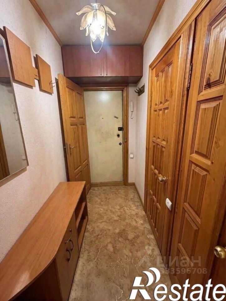 2-комн квартира Кустарная улица, 15,  д. 15