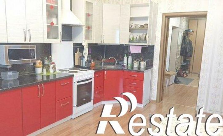 3-комн квартира улица Карла Маркса, 62,  д. 62