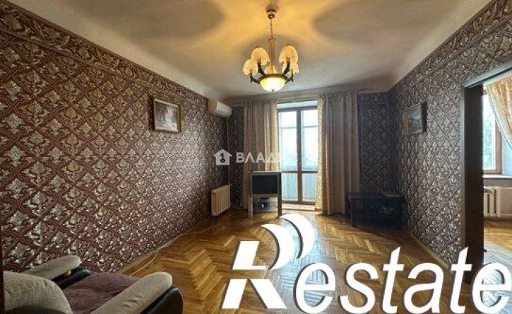 4-комн квартира улица Бабушкина, 52,  д. 52