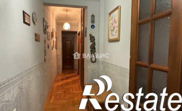 4-комн квартира улица Бабушкина, 52,  д. 52