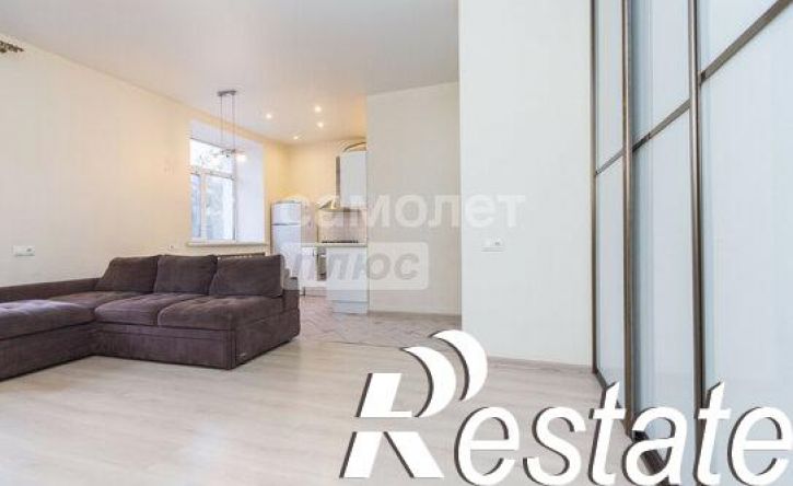 1-комн квартира улица Космонавтов, 11,  д. 11