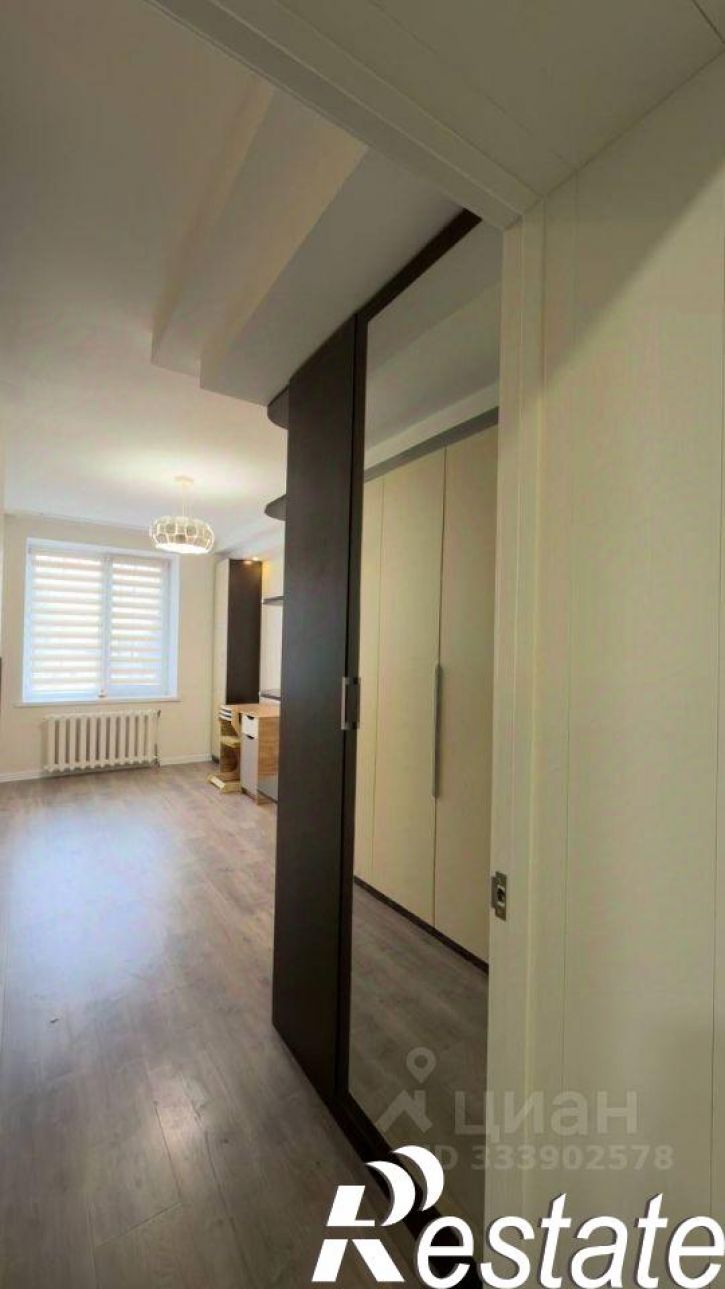 2-комн квартира улица Зайнаб Биишевой, 3/1,  д. 3/1