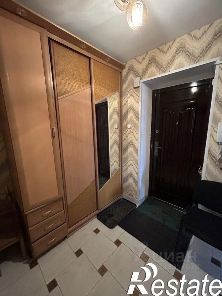 3-комн квартира улица Юрия Гагарина, 10/2,  д. 10/2