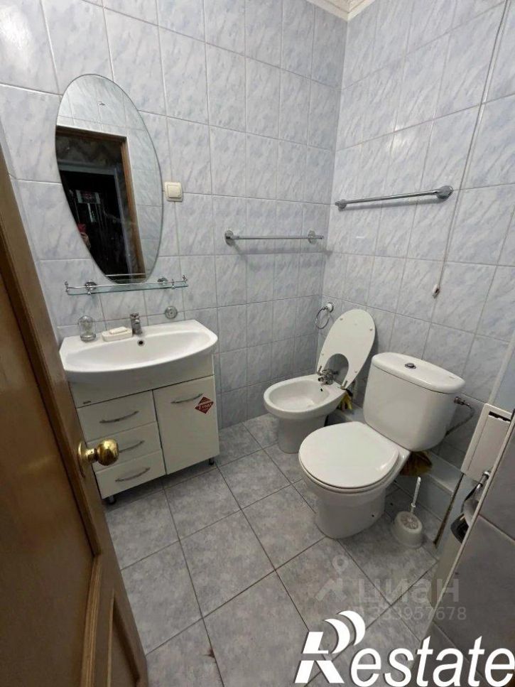 3-комн квартира улица Юрия Гагарина, 10/2,  д. 10/2