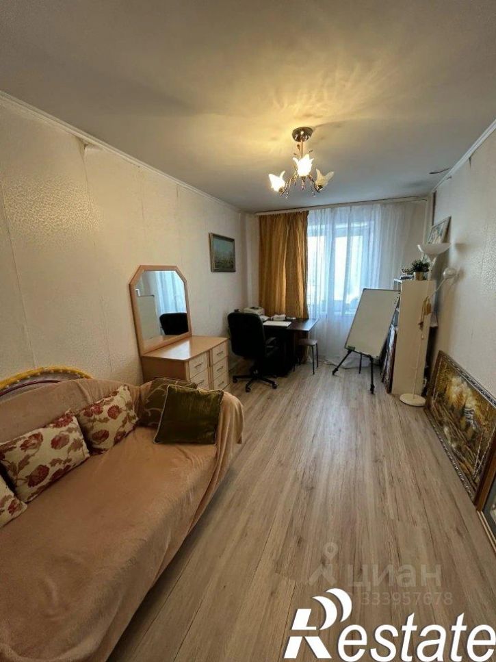 3-комн квартира улица Юрия Гагарина, 10/2,  д. 10/2