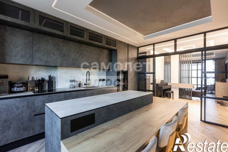 3-комн квартира улица Карла Маркса, 34А,  д. 34А