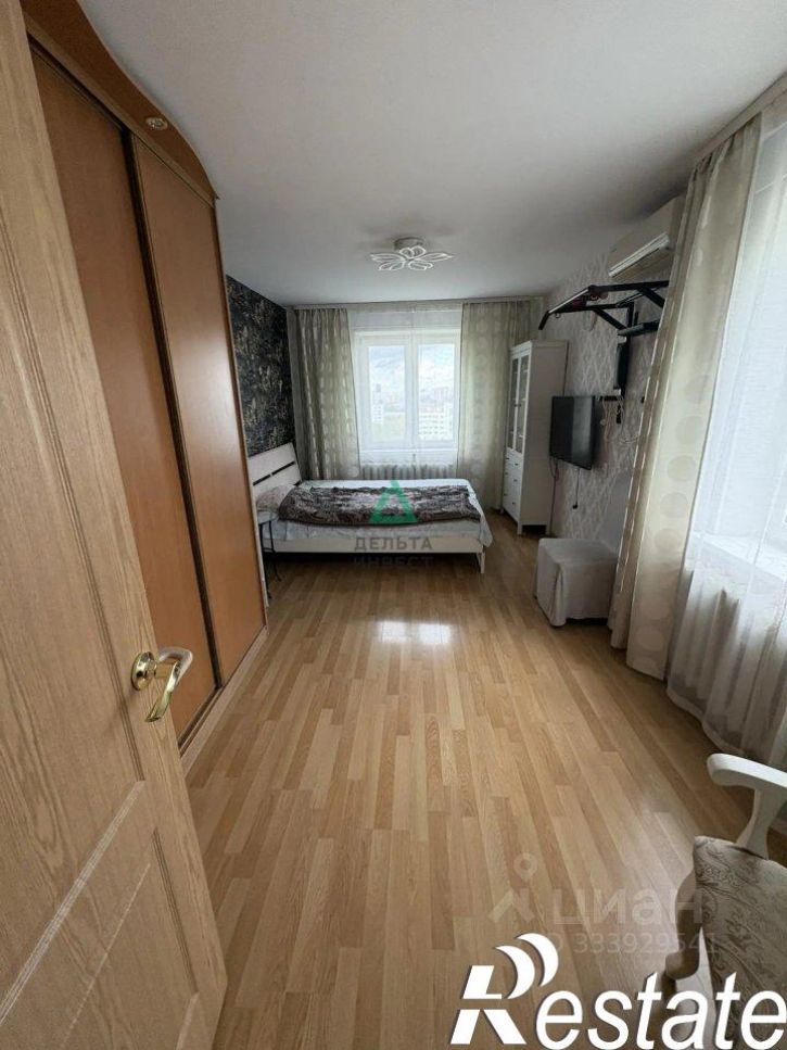 4-комн квартира улица Менделеева, 177/2,  д. 177/2