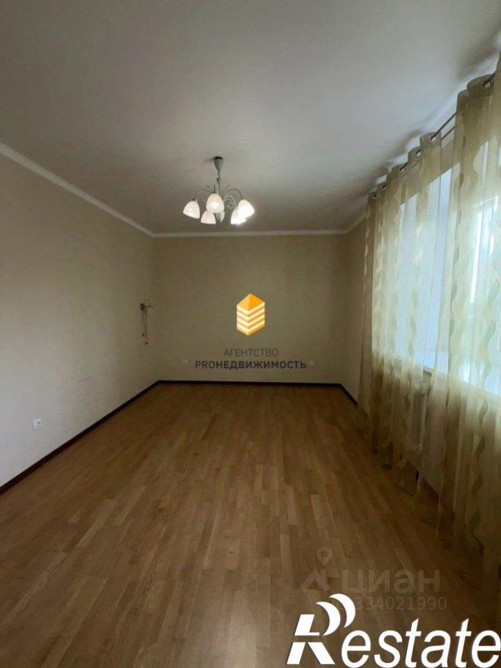 4-комн квартира улица Менделеева, 150/6,  д. 150/6