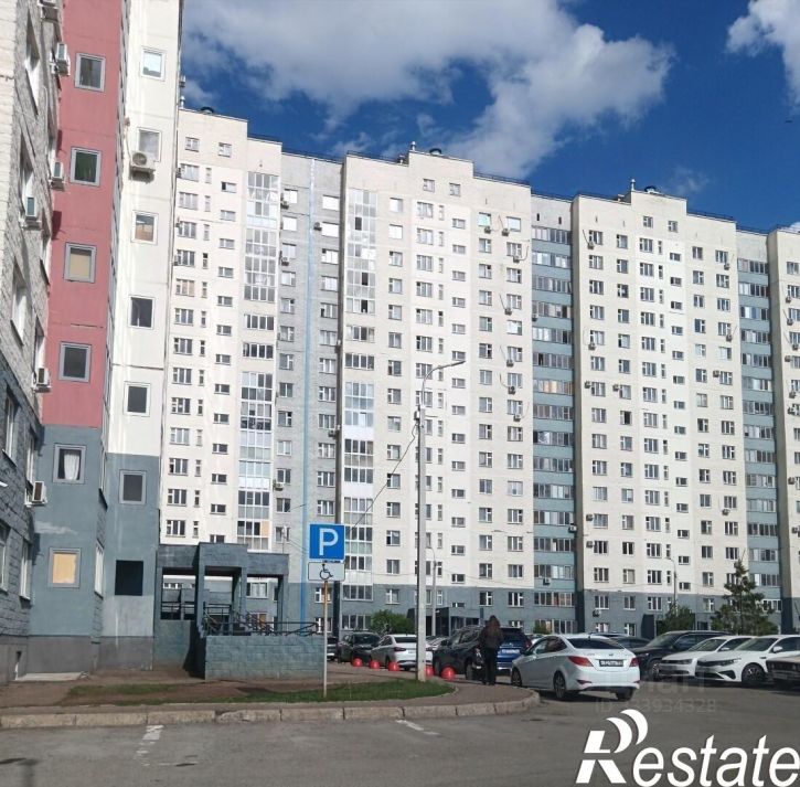 2-комн квартира улица Валерия Лесунова, 8,  д. 8