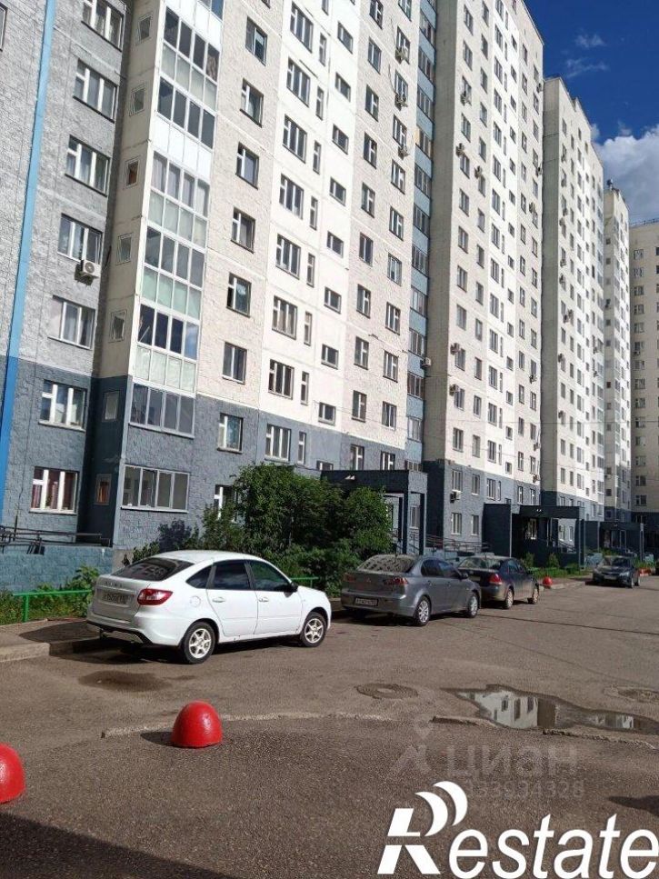 2-комн квартира улица Валерия Лесунова, 8,  д. 8