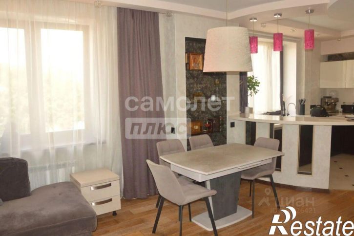 3-комн квартира улица Зайнаб Биишевой, 10,  д. 10