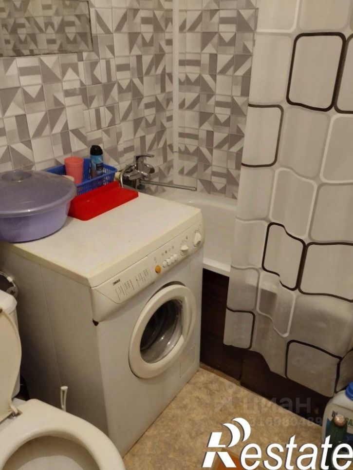 2-комн квартира проспект Октября, 106,  д. 106