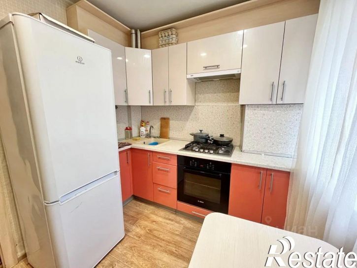 3-комн квартира улица Боткина, 3,  д. 3