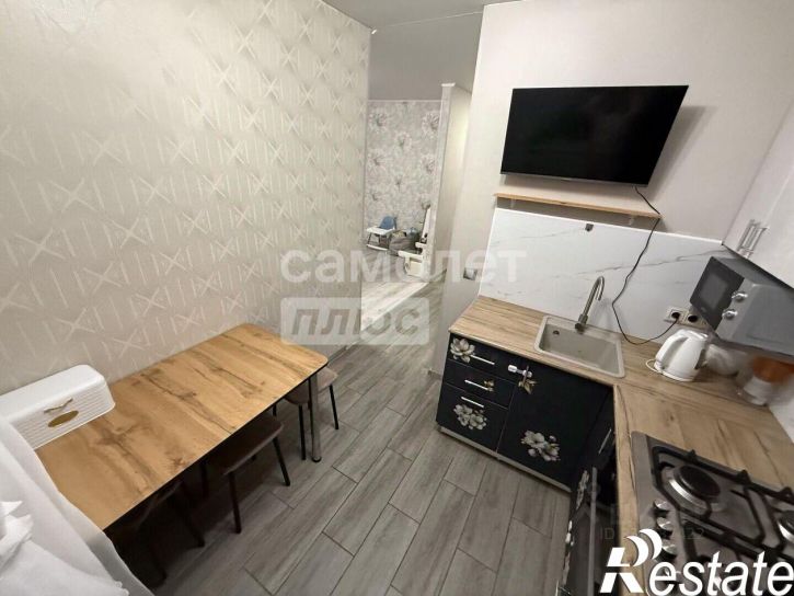 2-комн квартира проспект Октября, 113,  д. 113